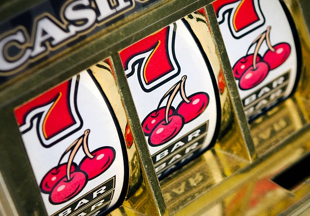 bacan4d slot mobile app interface showing live casino tables and sports betting markets