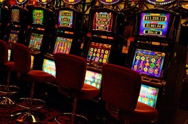 bacan4d slot deposit screen with QRIS and DANA payment options